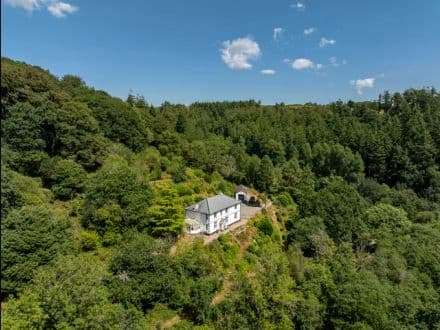 Colvase House 
